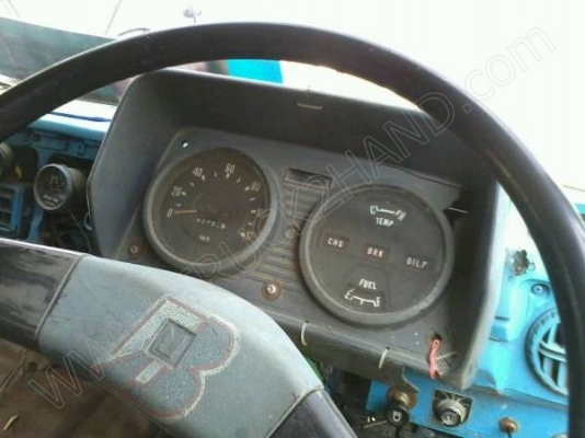 รถบรรทุก 6ล้อดั๊มพ์ ยี่้ห้อ ISUZU 110แรง