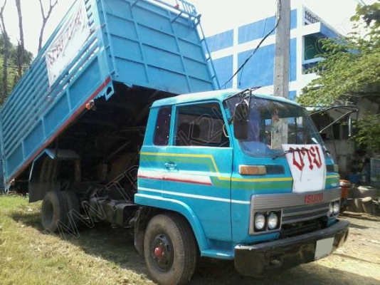 รถบรรทุก 6ล้อดั๊มพ์ ยี่้ห้อ ISUZU 110แรง