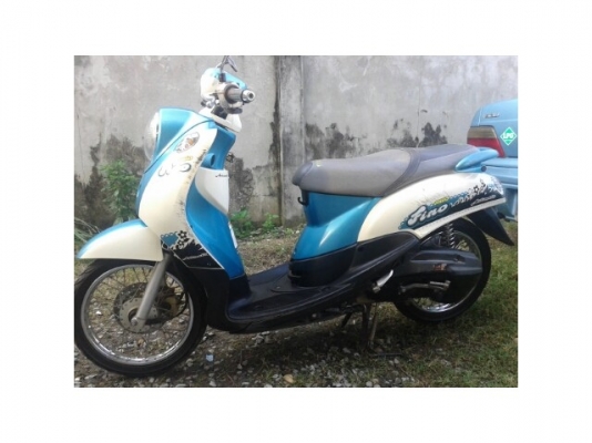 Yamaha Fino สีเขียว ขาว รถสวย เครื่องแน่นมาก