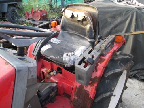 รถพรวนดินนั่งขับ รหัสสินค้า :13001484 YANMAR รุ่น :KE-2D www.nihonmono.com