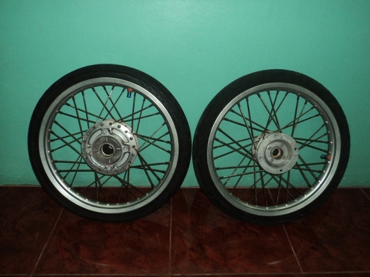 ขายล้อเนียม DID 17 1.60กับ ดุม KR