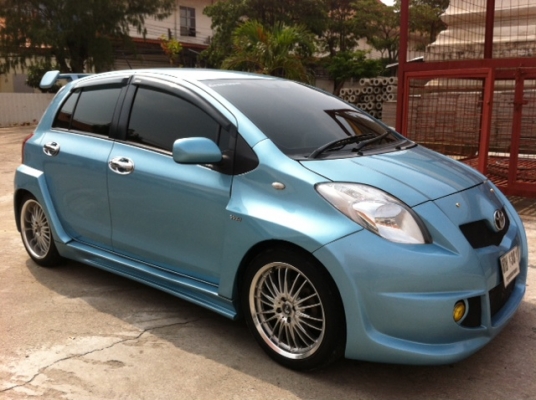 ขายชุดแต่ง y body  ของ toyota yaris ปี2006