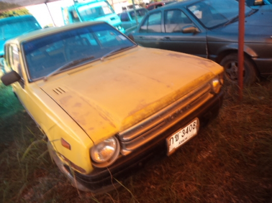 ขายเก๋ง TOYOTA ปี1975 ขายตามสภาพ086-4457033ไม่ลดแล้วครับ