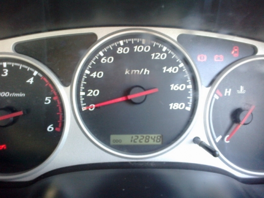 ขาย Isuzu D Max แคป ABS ซีน่อน ตัวท็อป ขาย Isuzu D Max แคป ABS ซีน่อน ตัวท็อป