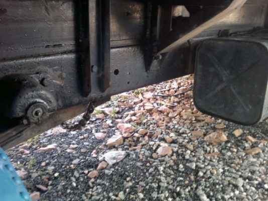 รถอิซูซุ 6 ล้อดั๊ม  85 แรงม้า