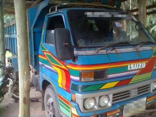 รถอิซูซุ 6 ล้อดั๊ม  85 แรงม้า