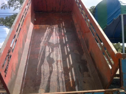 รถอิซูซุ 6 ล้อดั๊ม  85 แรงม้า