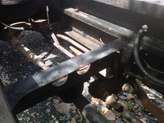 รถอิซูซุ 6 ล้อดั๊ม  85 แรงม้า