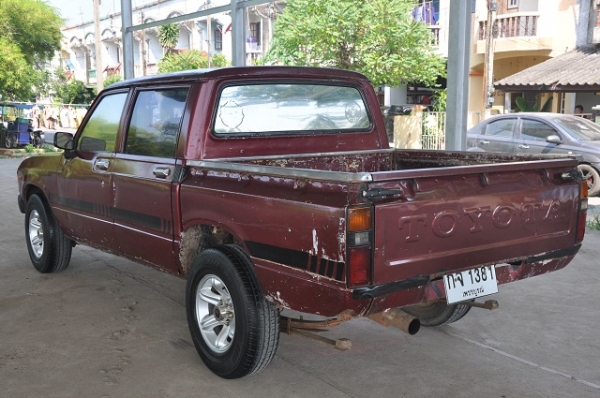 ขาย Toyota Hilux LN40 4Dr เครื่อง 2L ดีเซล แห้งๆ แรงๆ สุดประหยัด พร้อมใช้งาน ขาย Toyota Hilux LN40 4Dr เครื่อง 2L ดีเซล แห้งๆ แรงๆ สุดประหยัด พร้อมใช้งาน
