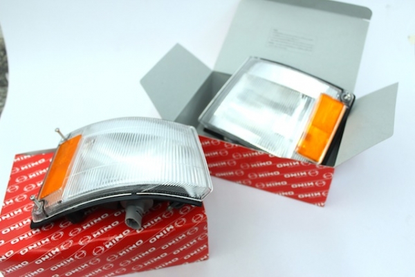 ไฟมุุม ฮีโน่ โปรเฟียร์ - ไฮเทค แท้!!  คู่ละ