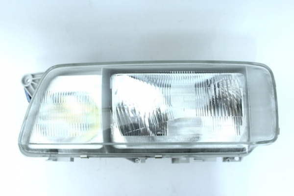 ไฟหน้า Isuzu Deca - Giga แท้ ดวงละ