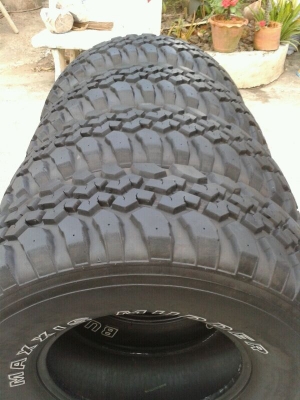 ขาย Mud Maxxis 754 size 285/75R16 ปี 10 สภาพแกะกล่อง ขาย Mud Maxxis 754 size 285/75R16 ปี 10 สภาพแกะกล่อง