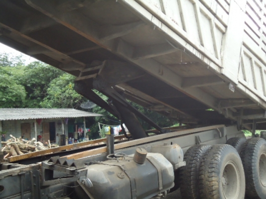 10ล้อ2เพลาดั้มรั้วสูง HINO 10ล้อ2เพลาดั้มรั้วสูง HINO