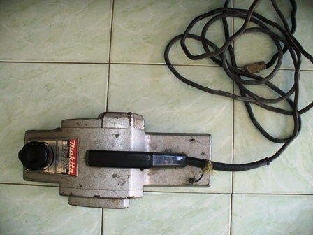 มาก่อนได้ก่อน กบไฟฟ้าMakita 1804N 136mm 5นิ้ว แท้ๆถูกๆ มาก่อนได้ก่อน กบไฟฟ้าMakita 1804N 136mm 5นิ้ว แท้ๆถูกๆ