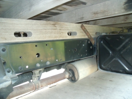 ขาย Isuzu NKR 6ล้อ หัวปี๊บ รถห้าง ยาว4.50ม. ปี95.