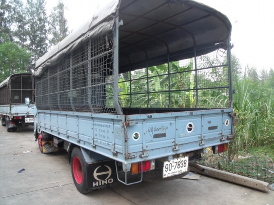 ขาย Isuzu NKR 6ล้อ หัวปี๊บ รถห้าง ยาว4.50ม. ปี95.