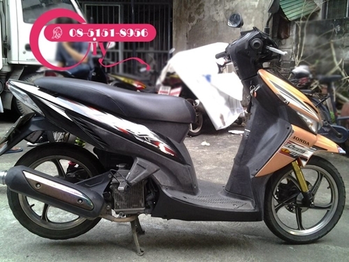 SALE!!! ฉลองรับคริสต์มาสและปีใหม่ Click ปลายปี 49 ราคาเพียง 13,000 บาทเท่านั้น มีเล่ม เครื่องดี