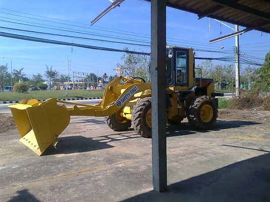 ขายด่วน..รถตักล้อยางสวยแน่นKOMATSU WA100-1 รถเก่าญี่ปุ่น ต่อแขนยาว เสริมปากบุ้งกี๋แล้ว ปรับสภาพแล้ว พร้อมลุยงาน.