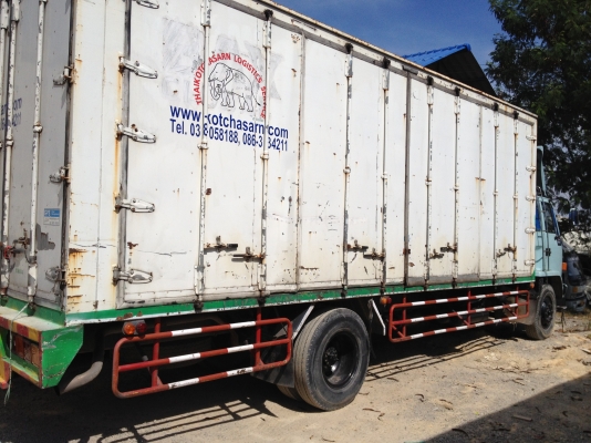 ขายรถบรรทุก 6 ล้อ ISUZU มือสอง สภาพดี