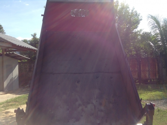 ขายNissan big mดั้มได้ครับ