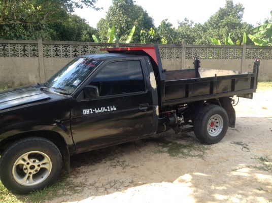 ขายNissan big mดั้มได้ครับ