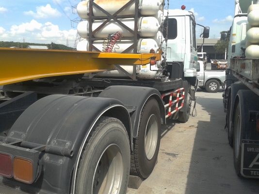 ขายรถบรรทุก 10 ล้อหัวลาก Nissan UD