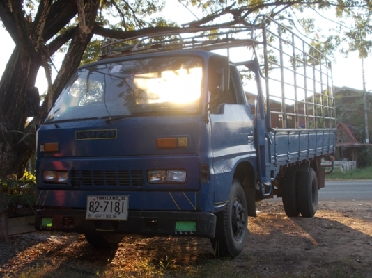 ขาย ISUSZ 110 ฝาขาว เครืองดี คัดซี่สวย ราคาไม่แพง ดูรถได้ที่มหาสารคาม สนใจติดต่อด่วน 0876414953 มอส!