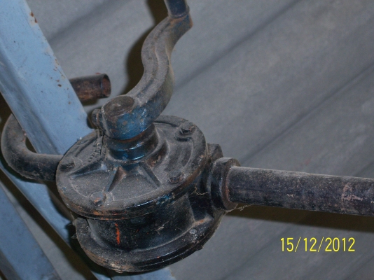 ตัวดูดนํ้ามัน