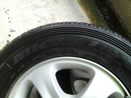 ขายแม๊กไทรทัน พร้อมยาง 215 65 R15 ขายแม๊กไทรทัน พร้อมยาง 215 65 R15