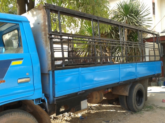 ขาย 6 ล้อ isuzu 110 แรง ks-22 รถห้างแท้ สภาพดีมาก