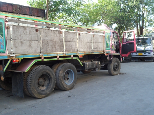 ขายรถดัมพ์ ISUZU 10 ล้อ FVZ 175 แรงม้า 2 เพลา สภาพเดิมไม่ได้ดัดแปลง