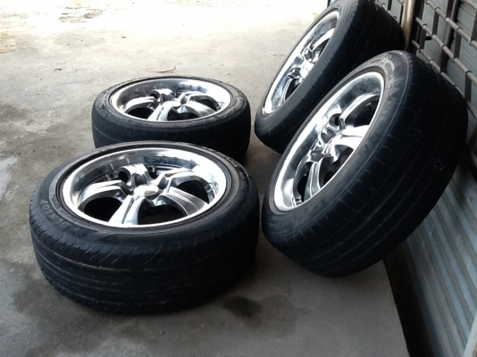 ขายล้อขอบ17 5รู114 พร้อมยาง ครบชุด