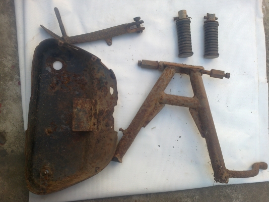 อร่อยหัวเขา  ติดต่อ 081-931-5032