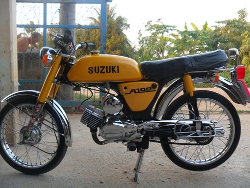 ขาย A100สภาพเดิมๆสวยๆ มีทะเบียนครบไม่ขาดต่อเล่มเขียวแล้วครับไฟใช้ได้ทุกดวง