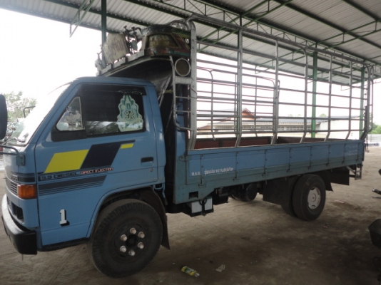 6 ล้อ ISUZU NPR 115 แรง เครื่อง 4BD1 เกียร์สั้น รถห้างแท้มือเดียว