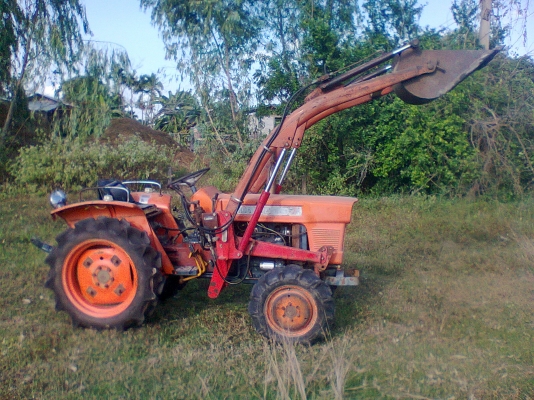 ขาย L2000DT ขับเคลื่อน4ล้อ  เก่านอก มีปุ๊งกี๋ เช็คสภาพแล้วพร้อมใช้