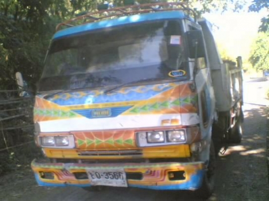 HINO KM310 - 100 HP DM100 หกล้อดั๊มพ์ กระบะดั๊มพ์เหล็ก 4 ตันยาว 3.50 เมตร วางหัว HINO FB 117 บางเดิมไม่มีผุแล็ปลายสวย  พวงมาลัยเพาเวอร์ ช่วงล่างเฟืองท้ายใหญ่ติด F ครบแล้วพร้อมใช้งาน ยาง 8.25 ขอบ 16 สภาพดี เอกสารทะเบียนครบพร้อมโอนครับ