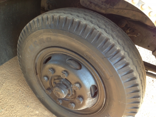 HINO KT725 - 168 HP EH700 รถหางปลาสิบล้อ 2 เพลา ใช้ลาก SK-200 ได้เลยครับ เครื่องแห้งแรงดี หัวบางวางหัวนอก F17 พวงมาลัยเพาเวอร์ ช่วงล่างคัชซีสวยไม่มีแตกไม่มีบวม ยางสภาพดี 10 เส้นประมาณ 70\% เอกสารทะเบียนครบพร้อมโอนครับ HINO KT725 - 168 HP EH700 รถหางปลาสิบล้อ 2 เพลา ใช้ลาก SK-200 ได้เลยครับ เครื่องแห้งแรงดี หัวบางวางหัวนอก F17 พวงมาลัยเพาเวอร์ ช่วงล่างคัชซีสวยไม่มีแตกไม่มีบวม ยางสภาพดี 10 เส้นประมาณ 70\% เอกสารทะเบียนครบพร้อมโอนครับ