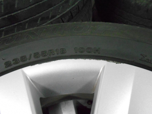 ขายล้อแม็ก เชฟโรเลต แคปติวา ขอบ 18 พร้อมยางปี 10 ขายล้อแม็ก เชฟโรเลต แคปติวา ขอบ 18 พร้อมยางปี 10