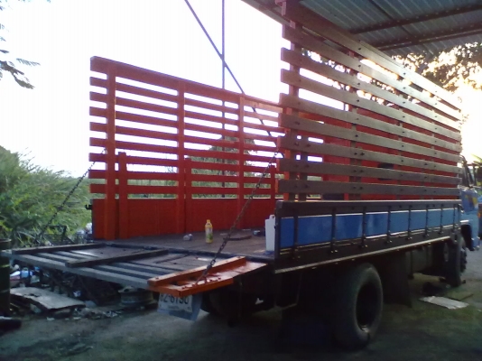 หกล้อ ISUZU NPR ห้างแท้ คัททรีเดิม ๆหัวทำสีใหม่ แอร์เย็น ๆสภาพสวยมากๆๆเอกสารครบพร้อมโอนได้สนใจติดต่อ 086-8394590