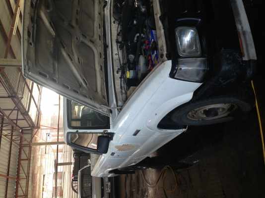 รถยนต์ Mazda บิ๊กอัพ สีขาว ปี39 ทะเบียนพร้อม