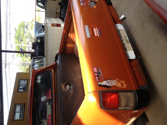 Nissan nv สีส้ม ติดแก๊สเเรียบร้อย ปี38