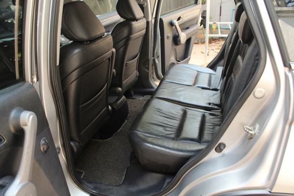 ขาย HONDA CR-V 2.0 AT 2WD ปี 2007 สวยๆครับ รถบ้าน เจ้าของขายเอง