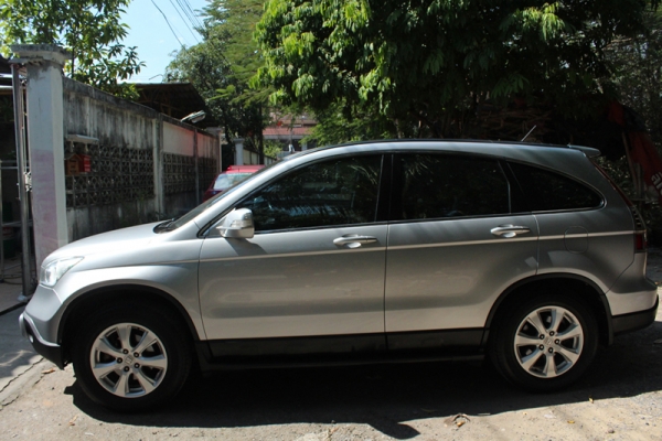 ขาย HONDA CR-V 2.0 AT 2WD ปี 2007 สวยๆครับ รถบ้าน เจ้าของขายเอง