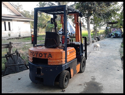 ขายโฟล์คลิฟ TOYOTA รุ่น5 เครื่อง4P เสาสูง3.5เมตร สีเดิม เก่าญี่ปุ่น ไม่เคยใช้ในไทย