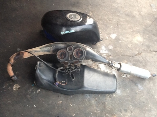 ขายเหมาอะไหล่suzuki แฟลช ถูกๆ ขายเหมาอะไหล่suzuki แฟลช ถูกๆ