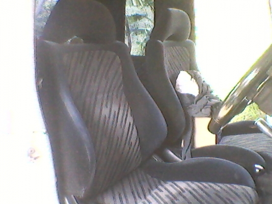 ขายตัวเล็ก จอมลุย