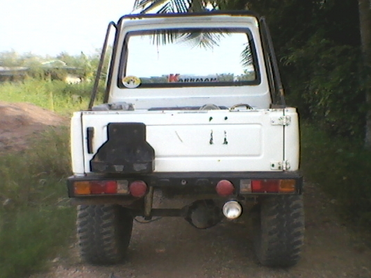 ขายตัวเล็ก จอมลุย