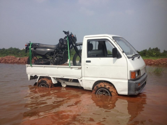 กระป้อญีปุ่น 4x4 ทะเบียนพร้อม ลุยดี เข้าสวน เข้าหน้างาน ไม่ต้องกลัวติดหล่ม กระป้อญีปุ่น 4x4 ทะเบียนพร้อม ลุยดี เข้าสวน เข้าหน้างาน ไม่ต้องกลัวติดหล่ม