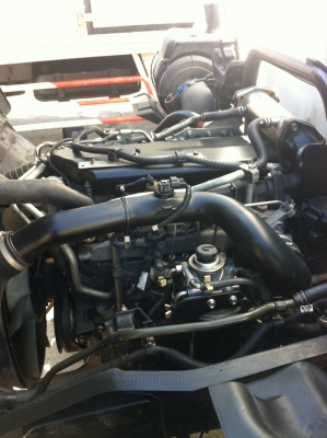 ISUZU หัวตึก FRR 210 แรง ตู้บรรทุก ยาว 5.50 เมตรยางเต็มเช็คสภาพพร้อมใช้สวยๆๆราคาคุยกันต่อรองได้